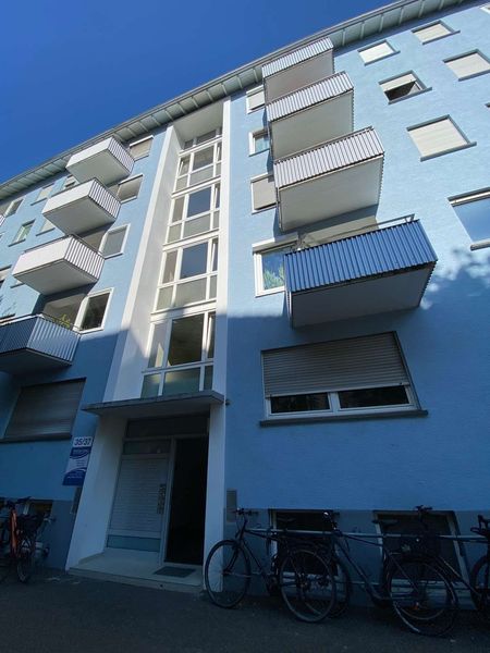 1-Zimmer-Wohnung mit Balkon im Paradies